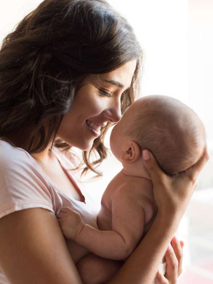 6 Essential Health Tips Every New Mom Should Follow After Childbirth!