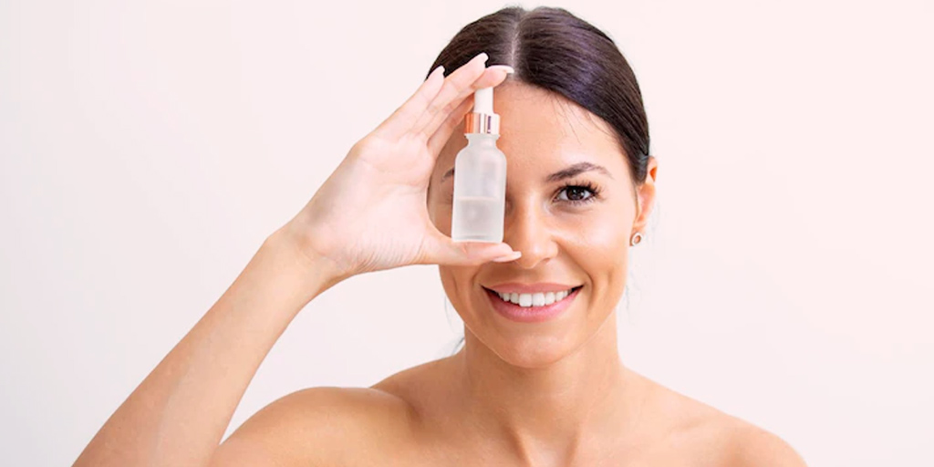 Using face oil at night