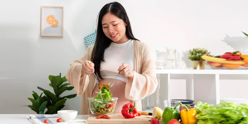 Eat These Superfoods During Pregnancy