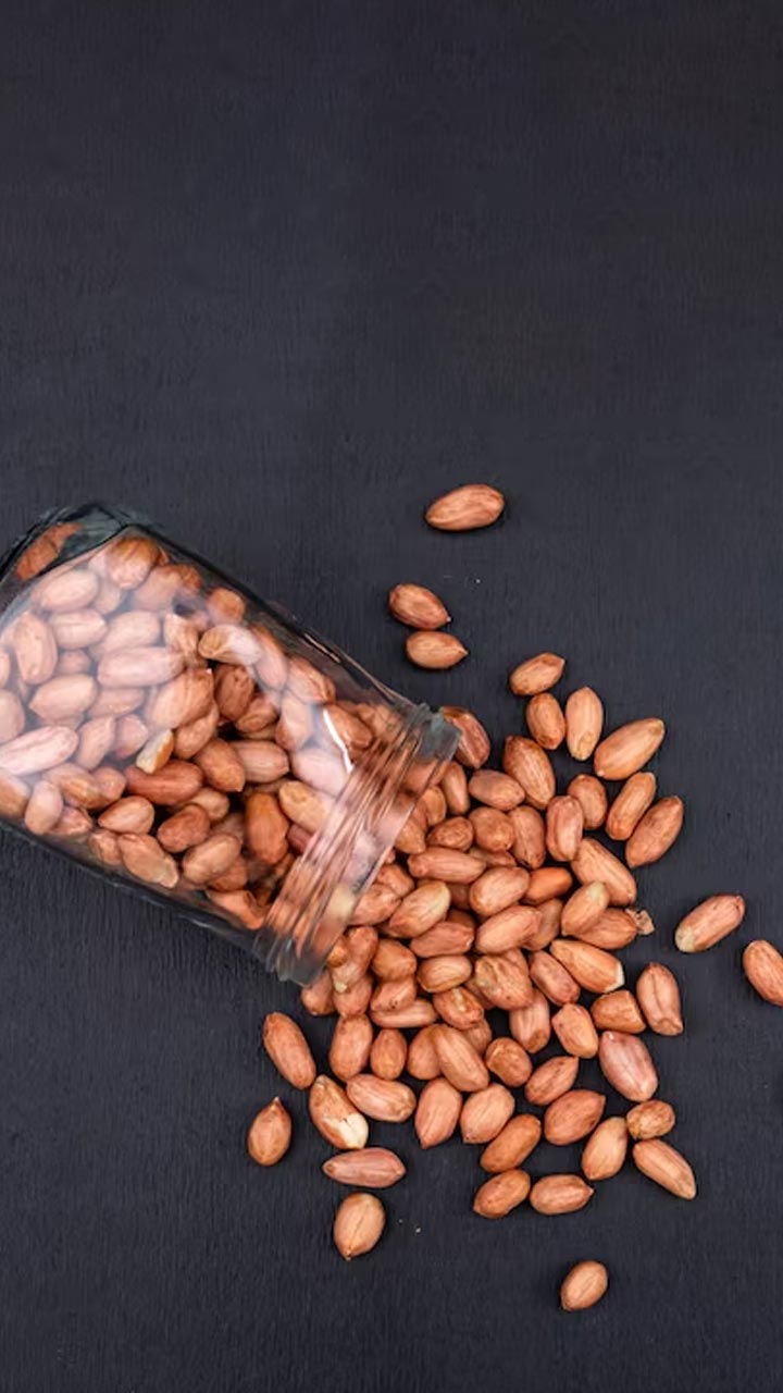 Benefits of Eating Peanuts