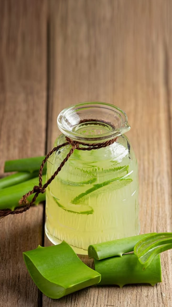 Aloe vera juice top on empty stomach