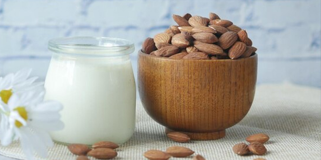 Health Benefits Of Almond Milk