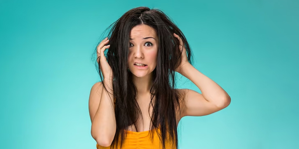 Ayurvedic Ways To Cure Dandruff