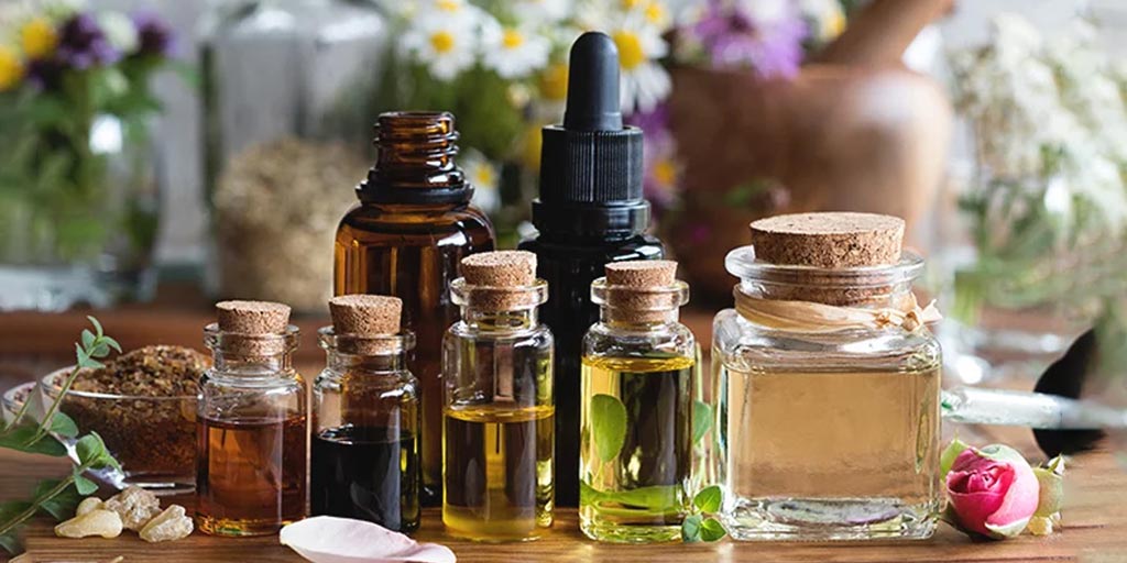 Oils for hair blackening