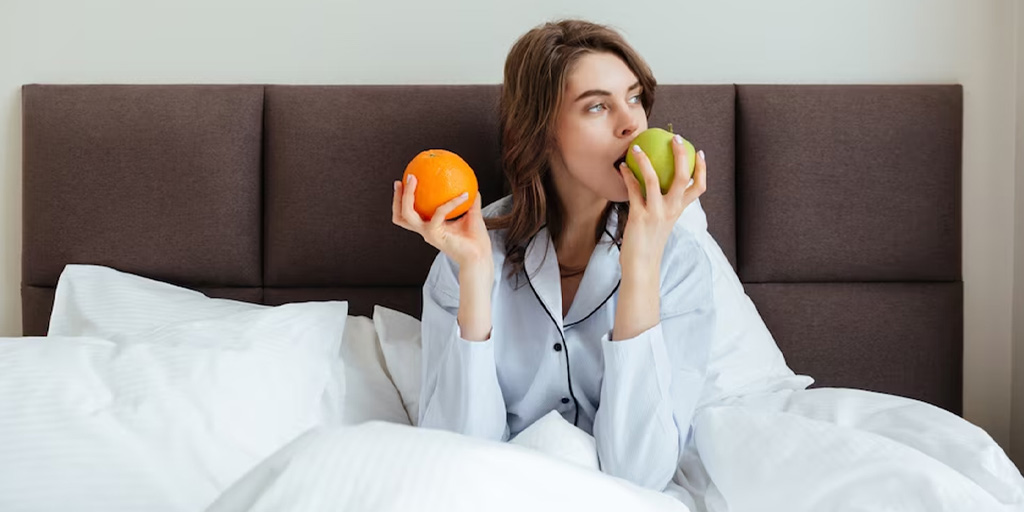 Fruits that promote sleep better than melatonin