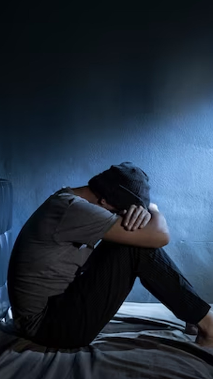 Check These Signs To Know If You Are Masking Your Anxiety