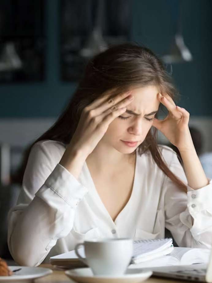 सिरदर्द दूर करने वाली ड्रिंक्स headache headache treatment