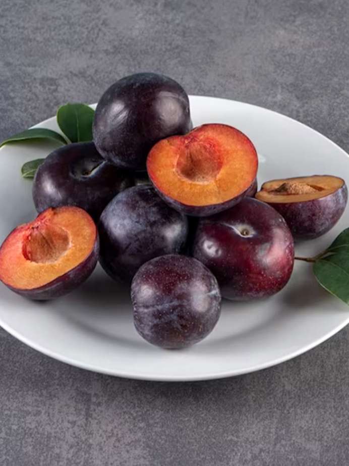 Here's a Traditional Plum Cake Recipe