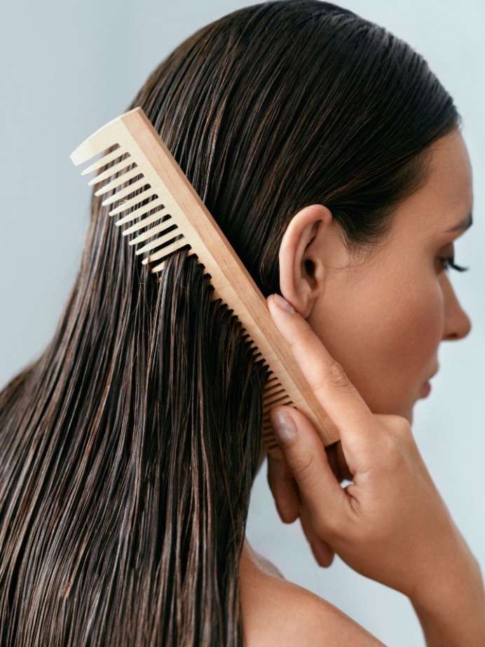5-oiling-mistakes-that-can-damage-your-hair-hair-oil-onlymyhealth